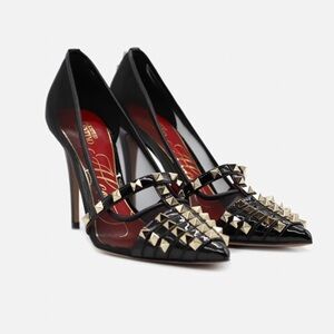 Valentino Garavani Rockstud Alcove Pumps